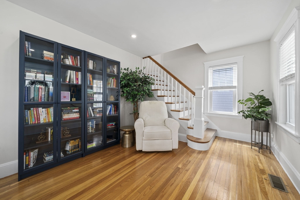 39 Holmes St Property Photo 18