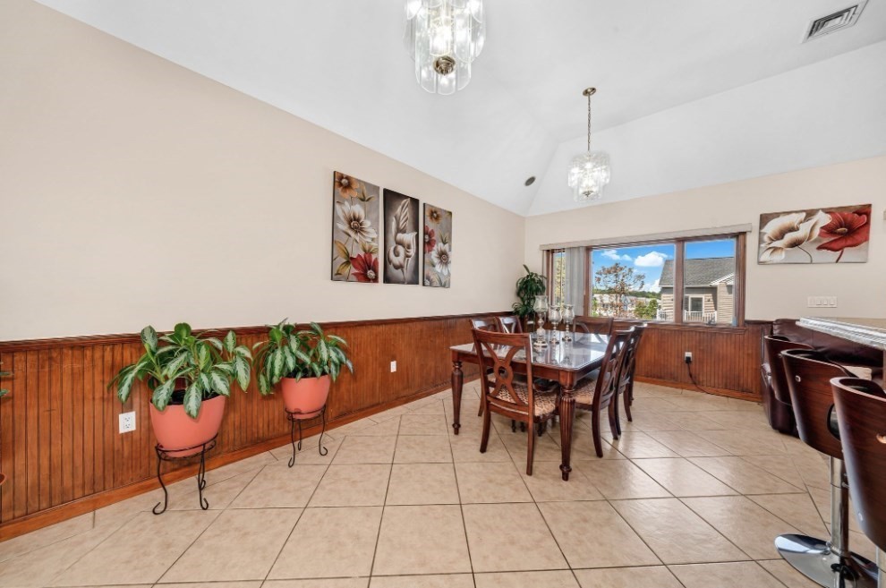 33 Tedford Ave Property Photo 13