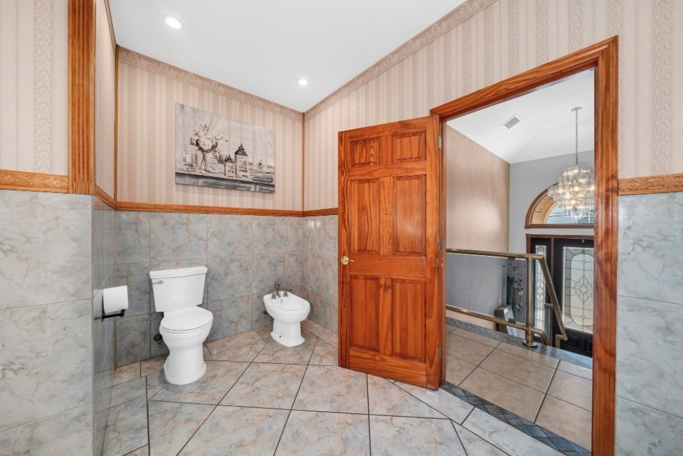 33 Tedford Ave Property Photo 29