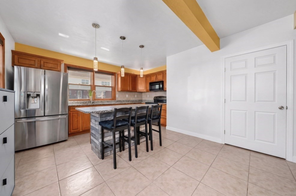 33 Tedford Ave Property Photo 32
