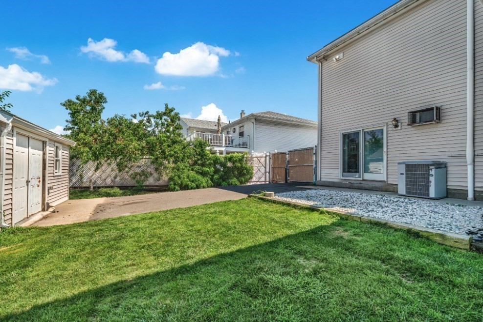 33 Tedford Ave Property Photo 39