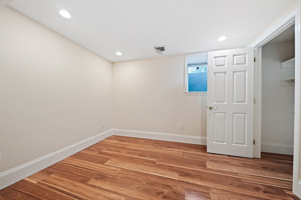 15 Avalon # 1 Property Photo 16