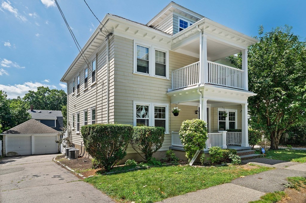15 Avalon # 1 Property Photo 19