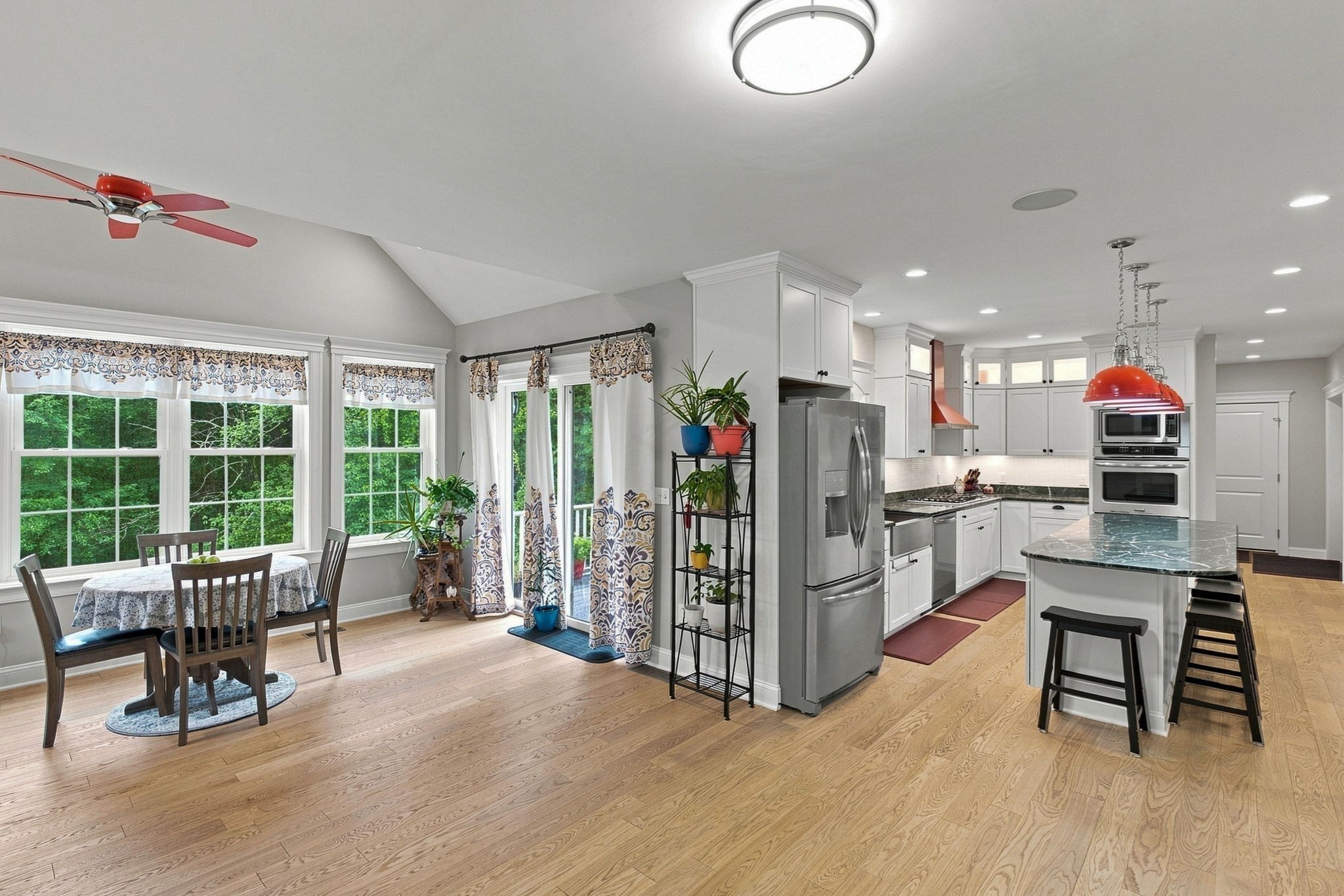 19 Riverside Drive Property Photo 8