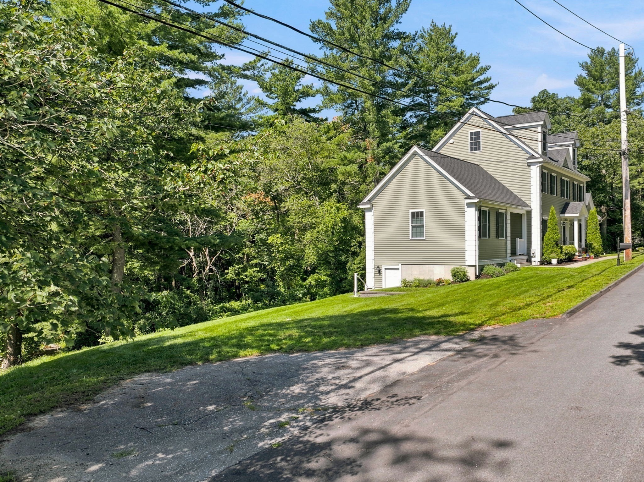 19 Riverside Drive Property Photo 37