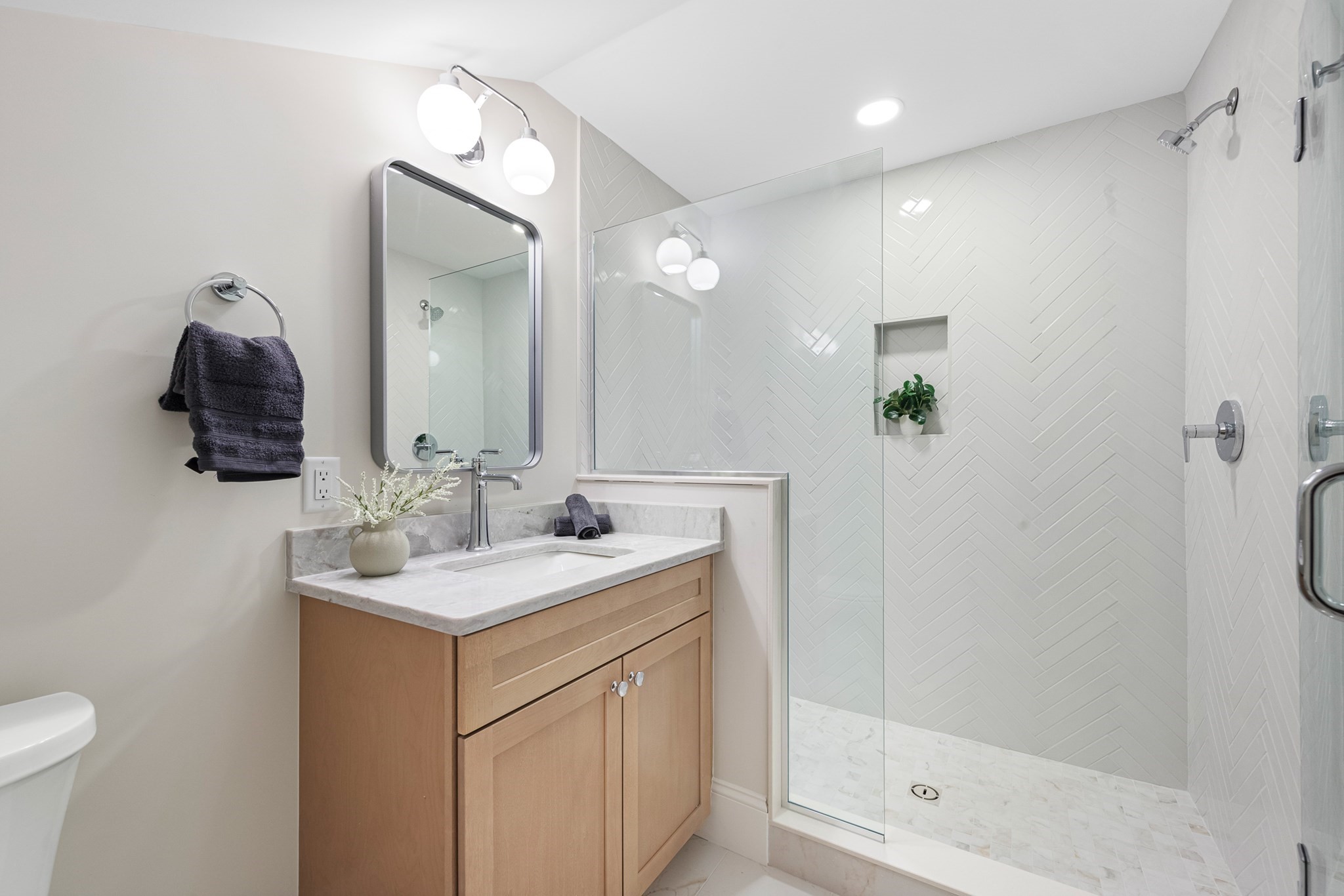 16 Middleby Road Property Photo 40