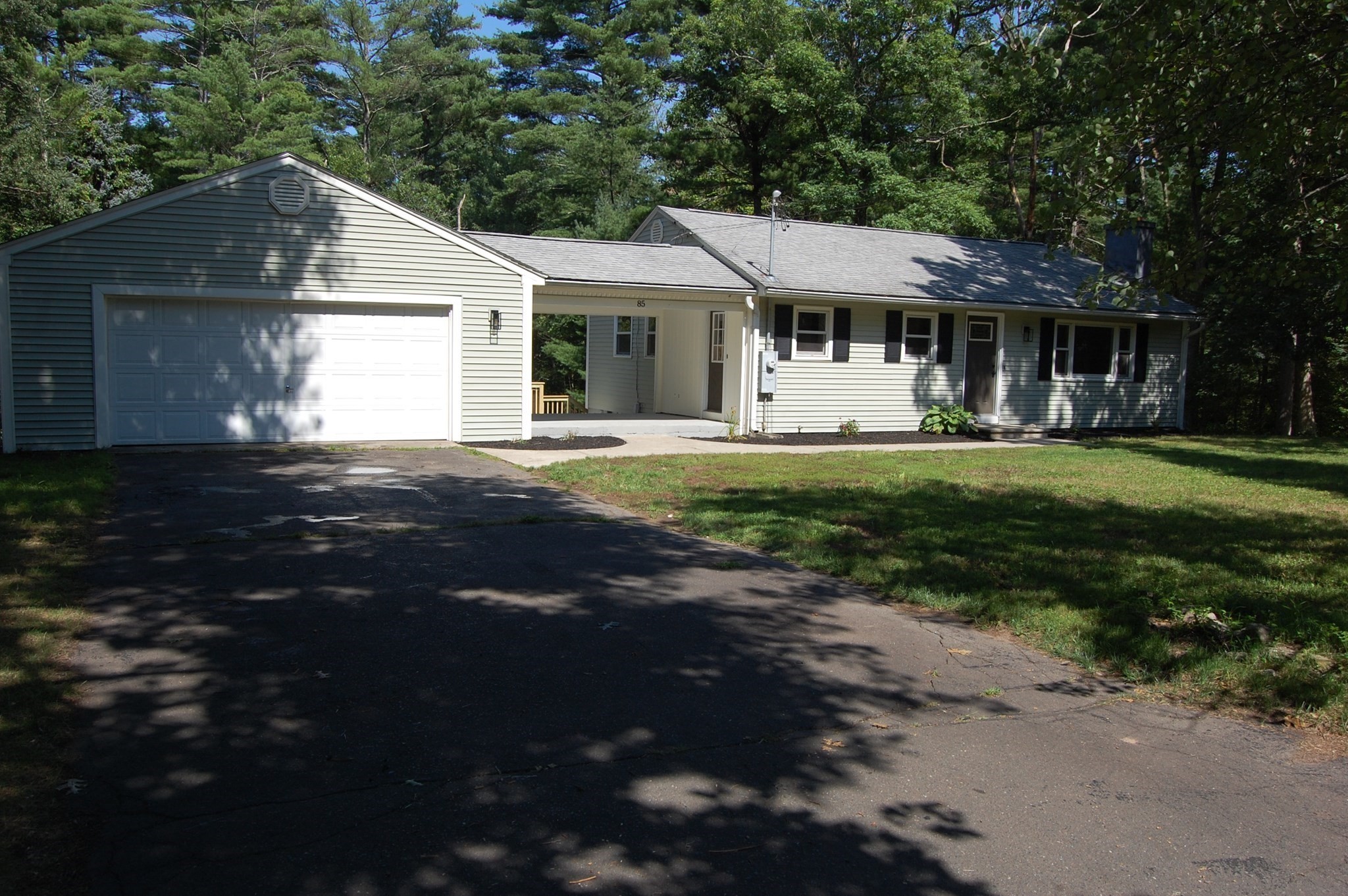 85 Baldwin Drive Property Photo 1