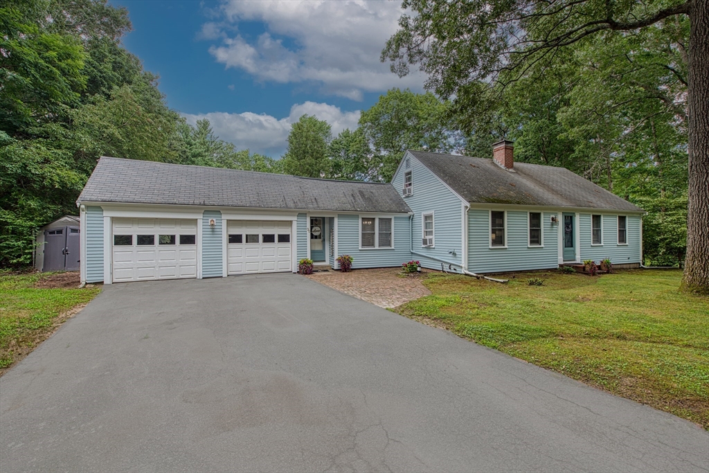 30 Edgewood Ln Property Photo 1