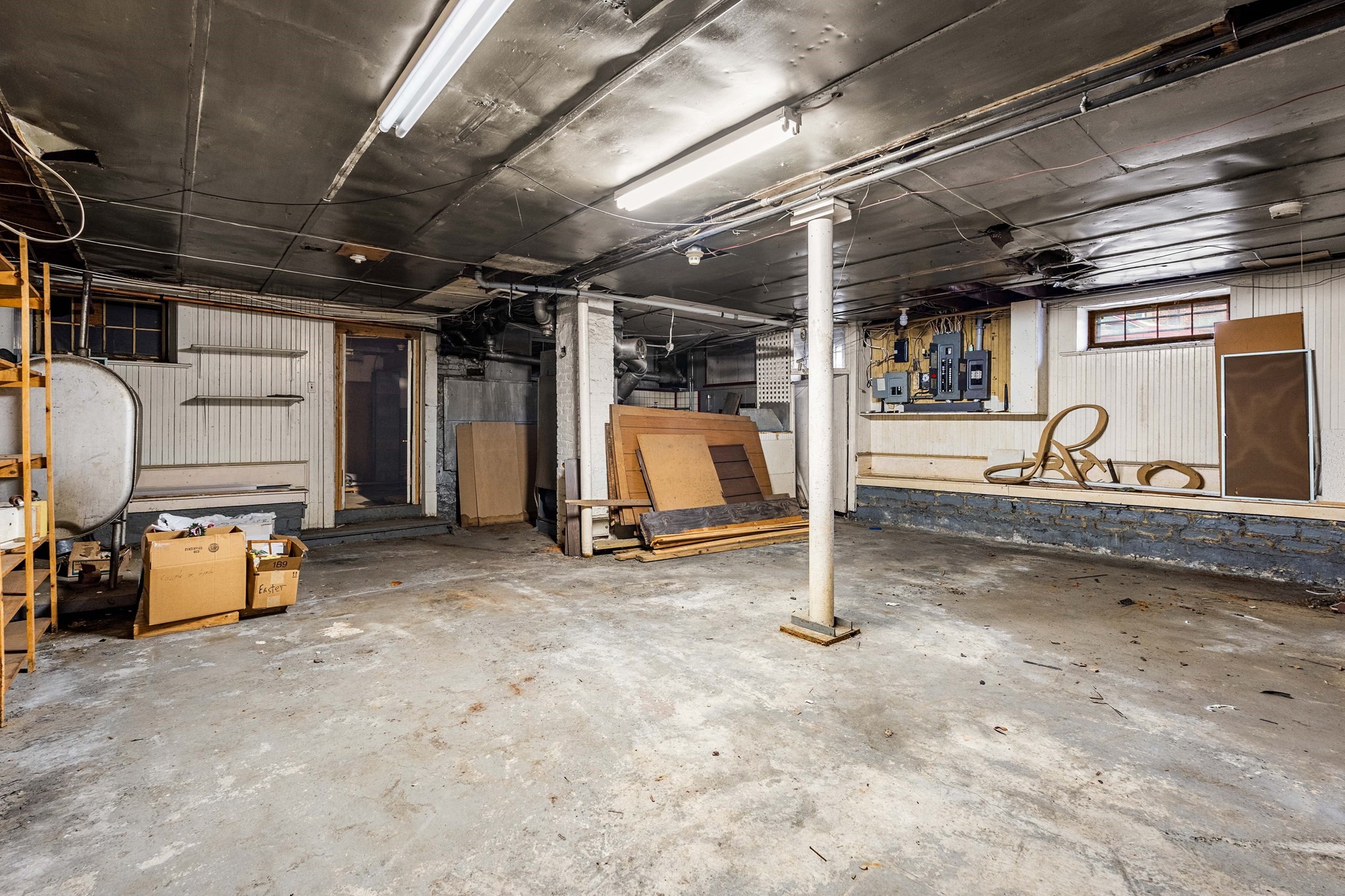 66 Loring Ave Property Photo 9