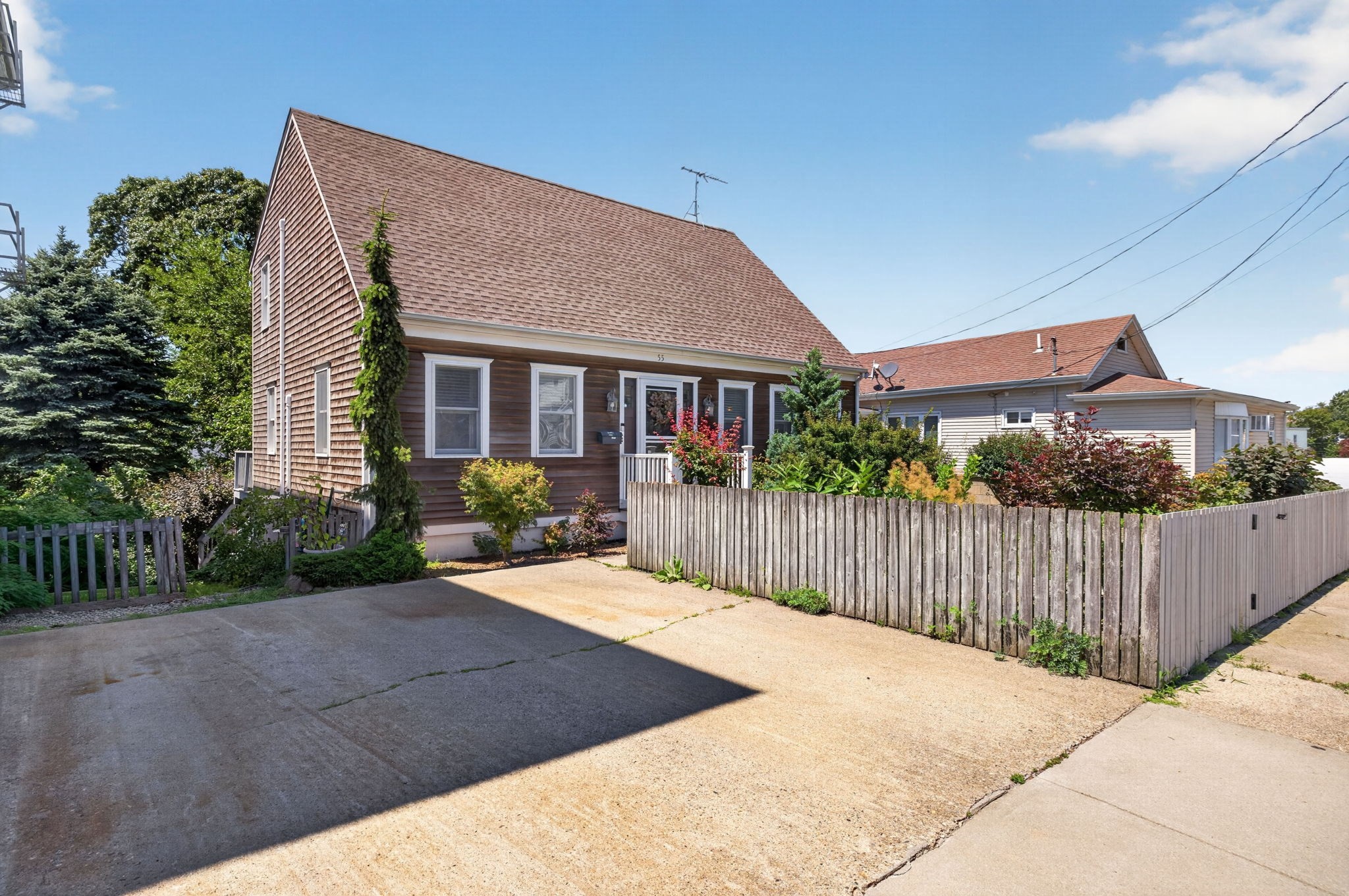 55 Irving St