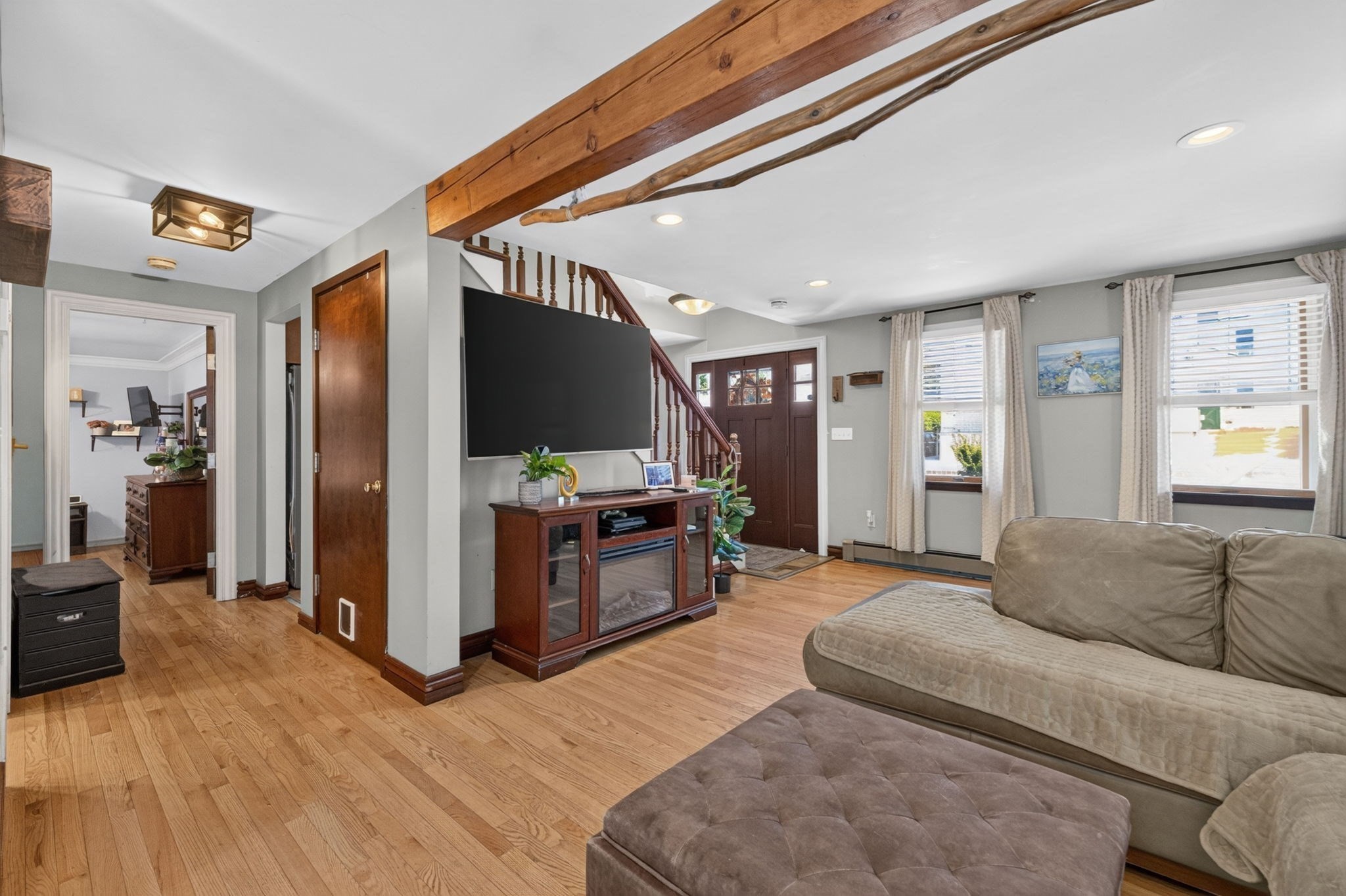 55 Irving St Property Photo 7