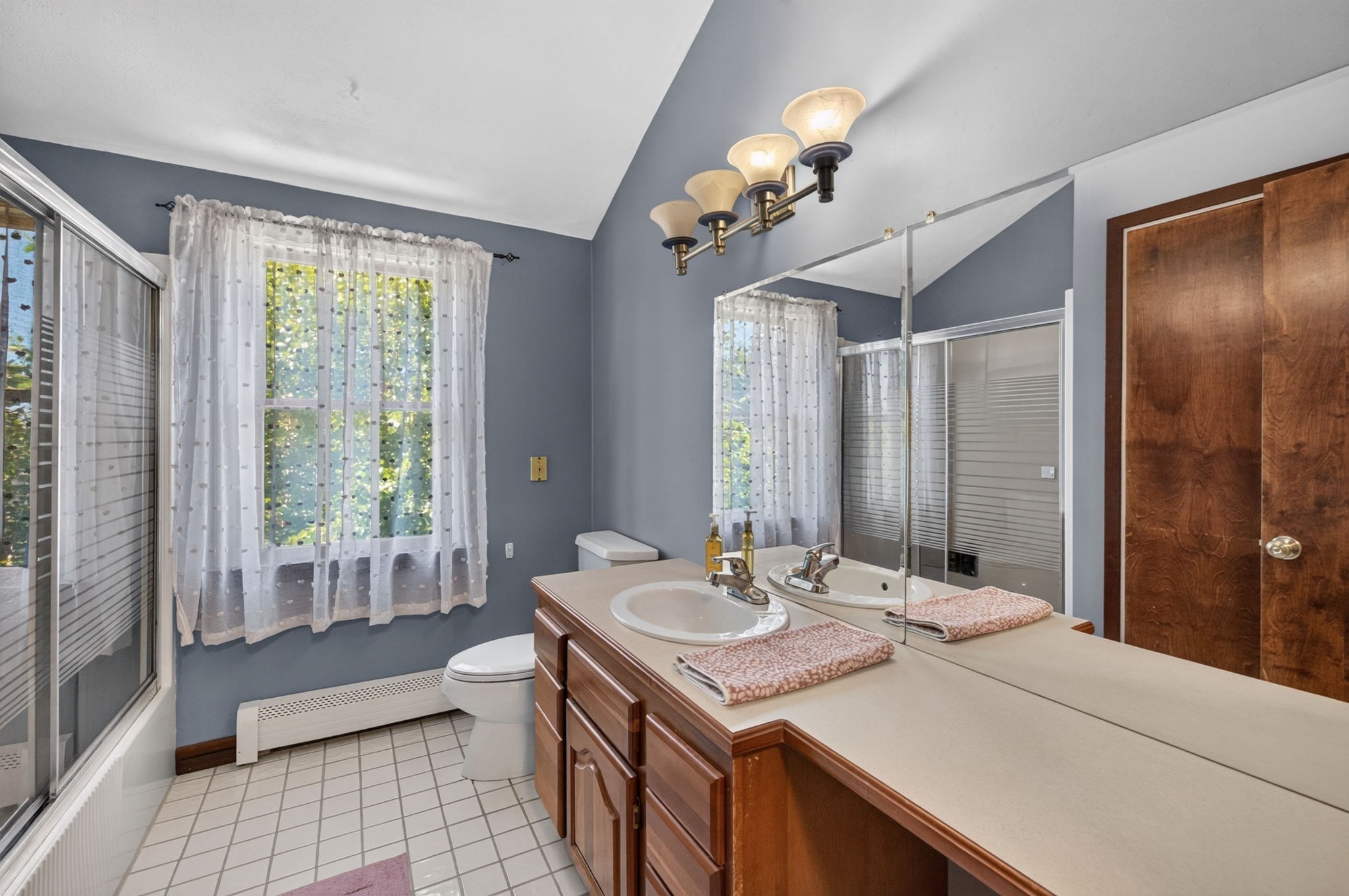 55 Irving St Property Photo 15