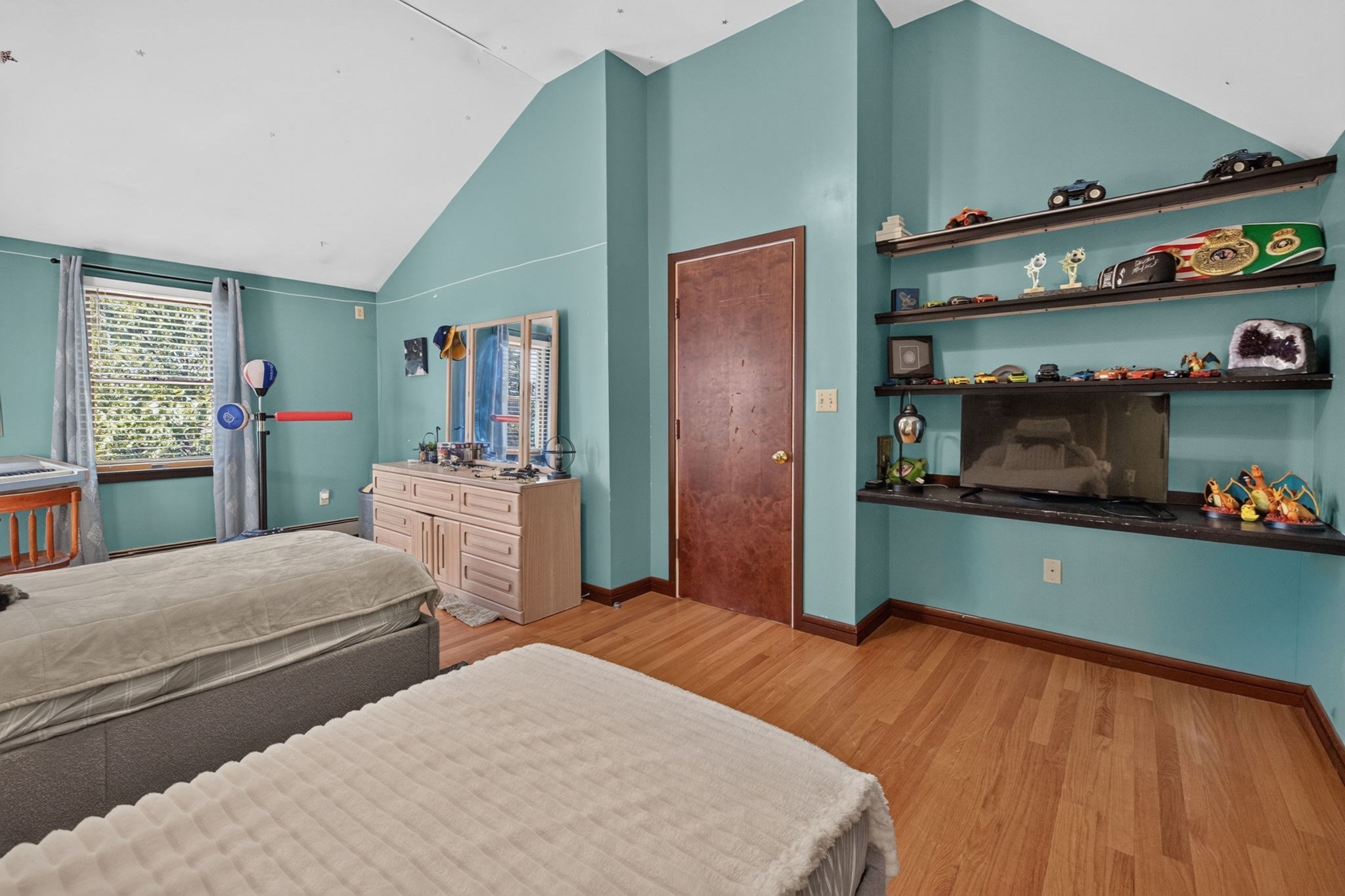 55 Irving St Property Photo 17