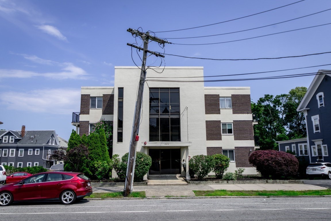 245 Lafayette St. # 2d Property Photo 2