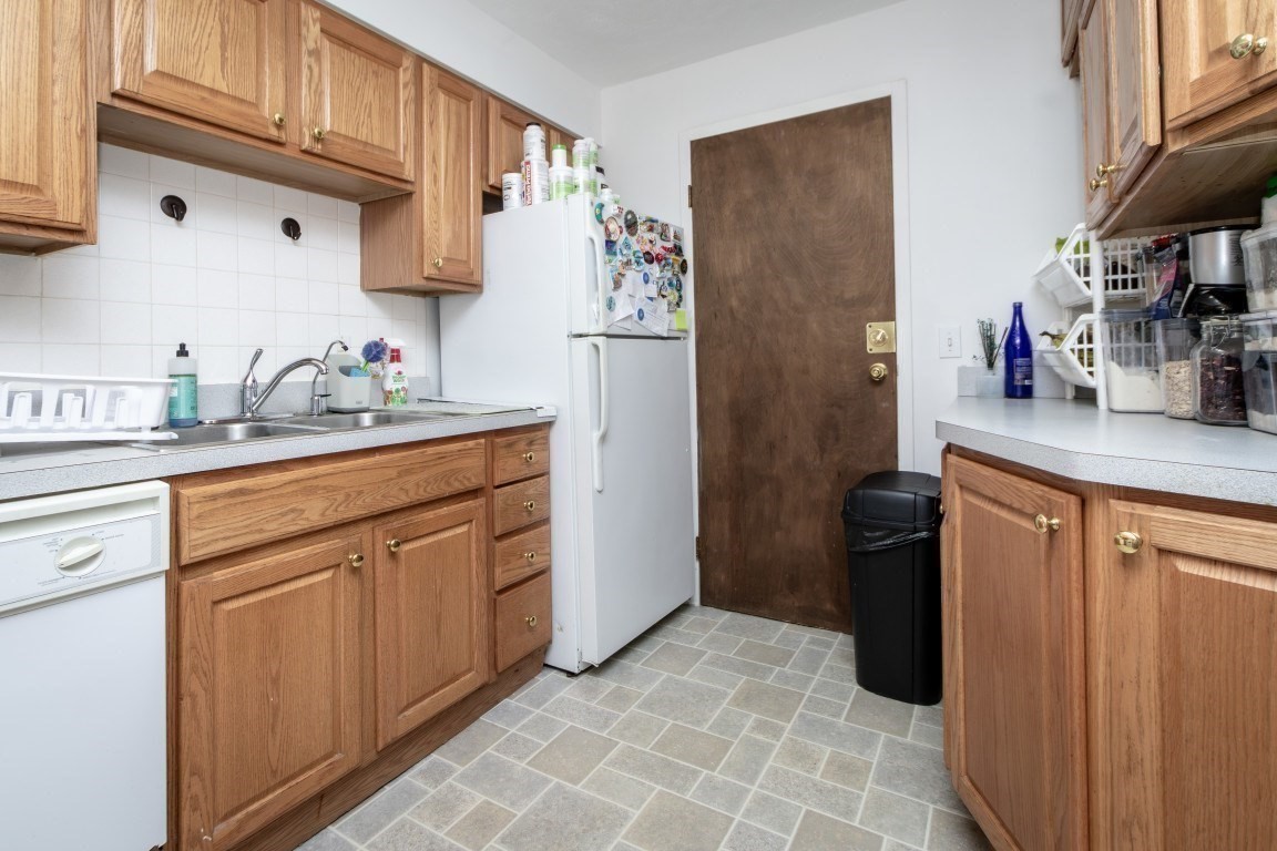 245 Lafayette St. # 2d Property Photo 5