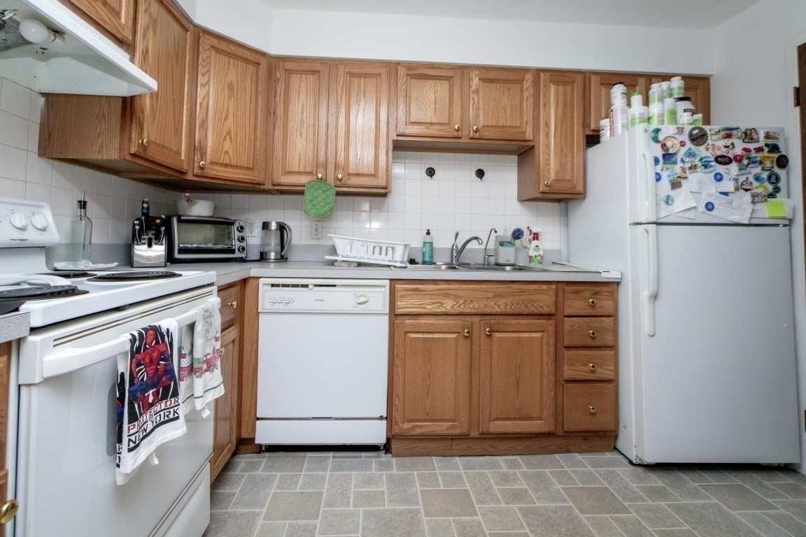 245 Lafayette St. # 2d Property Photo 6