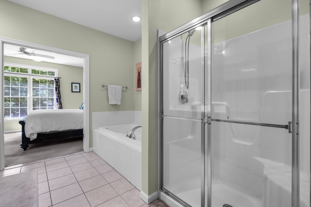 9 Canoe Lndg Property Photo 16