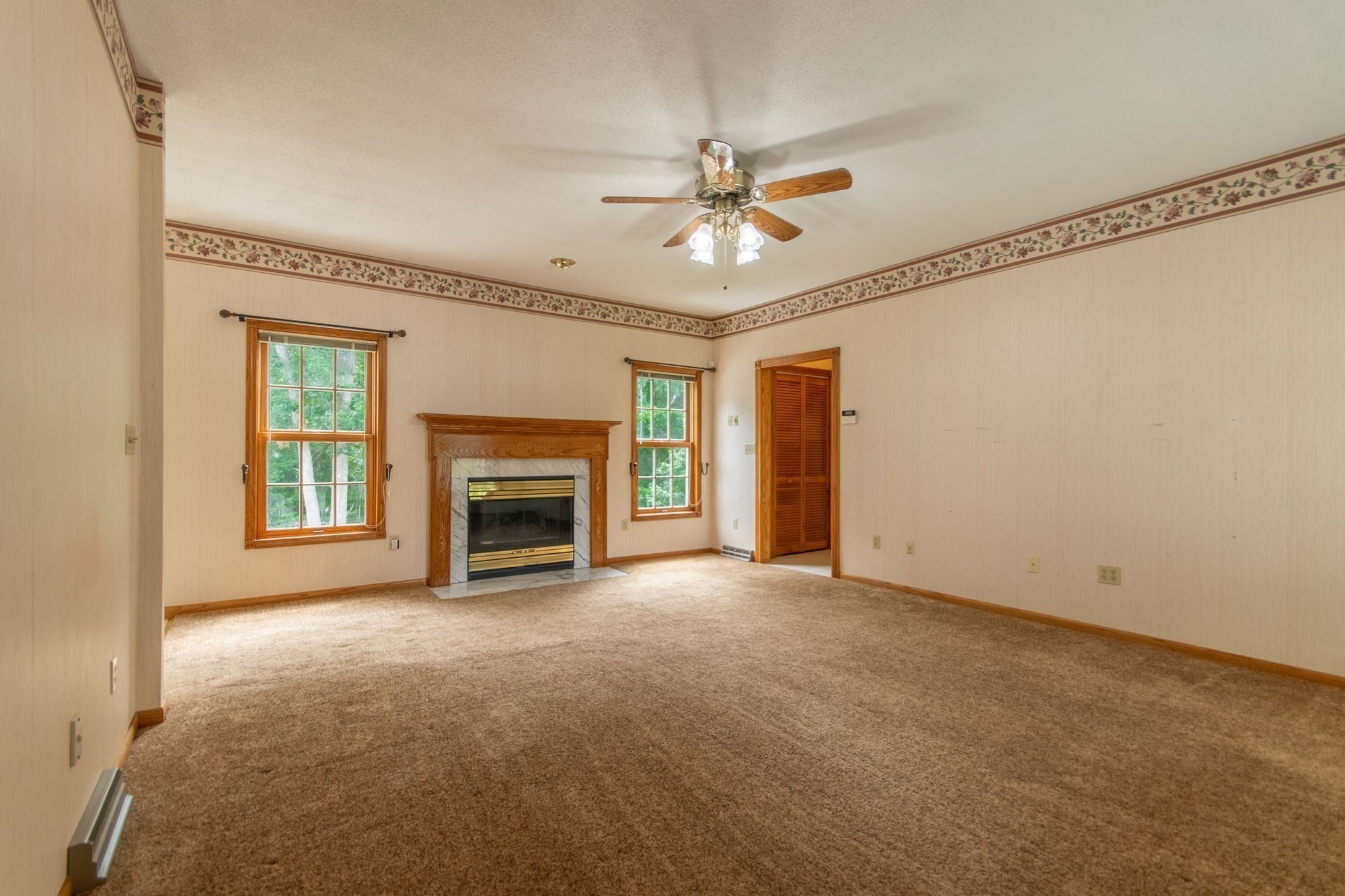 20 Nolan Lane Property Photo 11