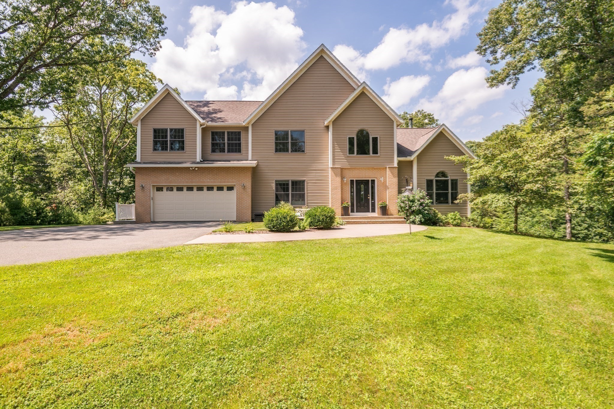 536 Newburyport Tpke Property Photo 5