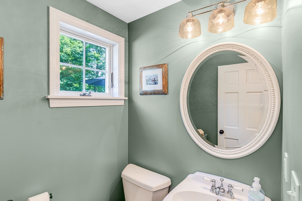 5 Virginia Lane Property Photo 14