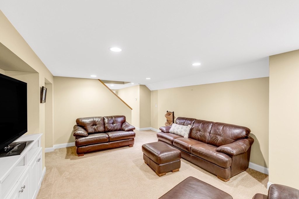 5 Virginia Lane Property Photo 27