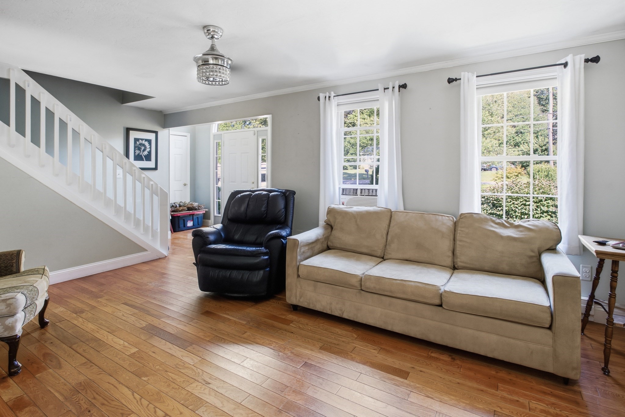 229 Dean St Property Photo 8