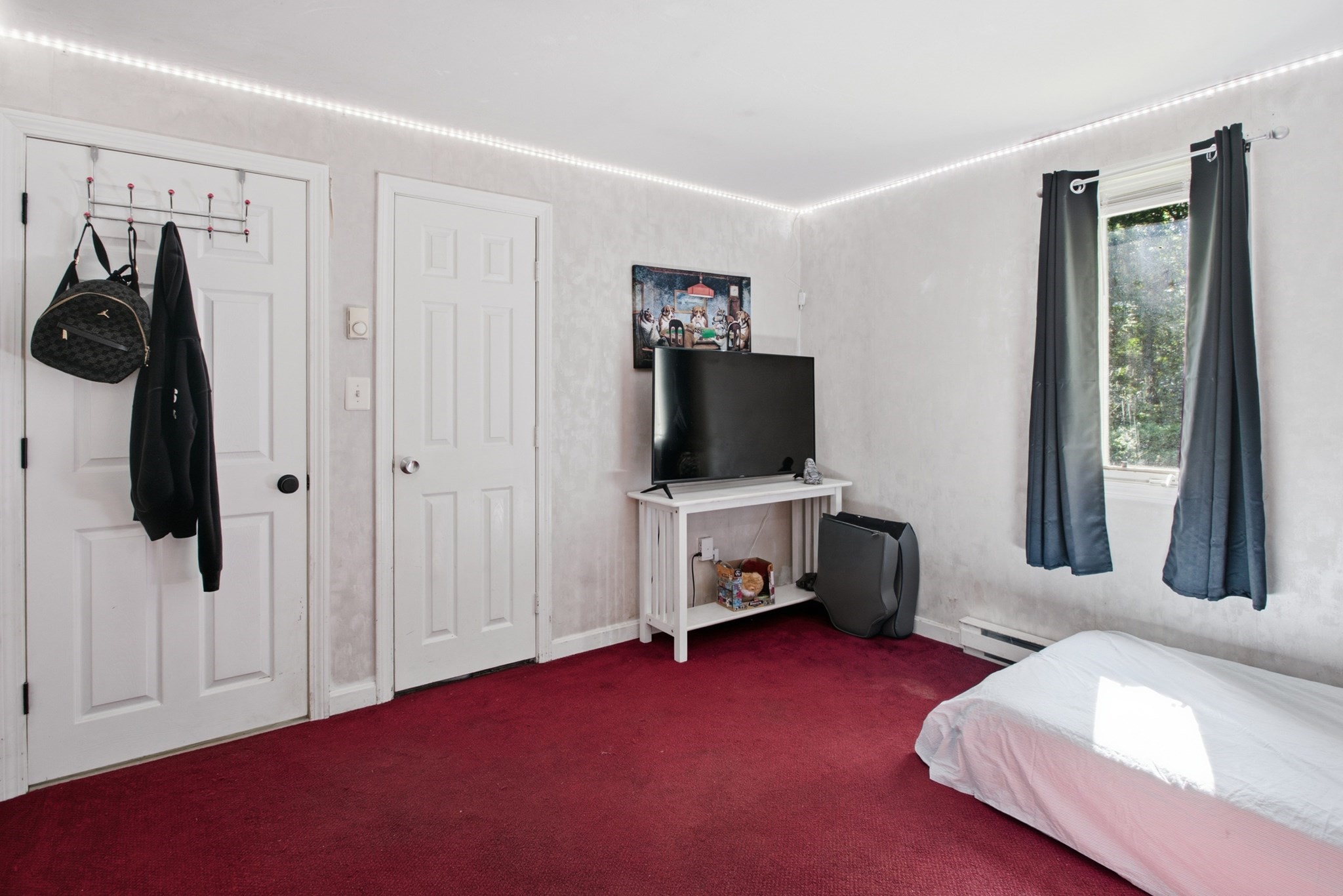 229 Dean St Property Photo 14