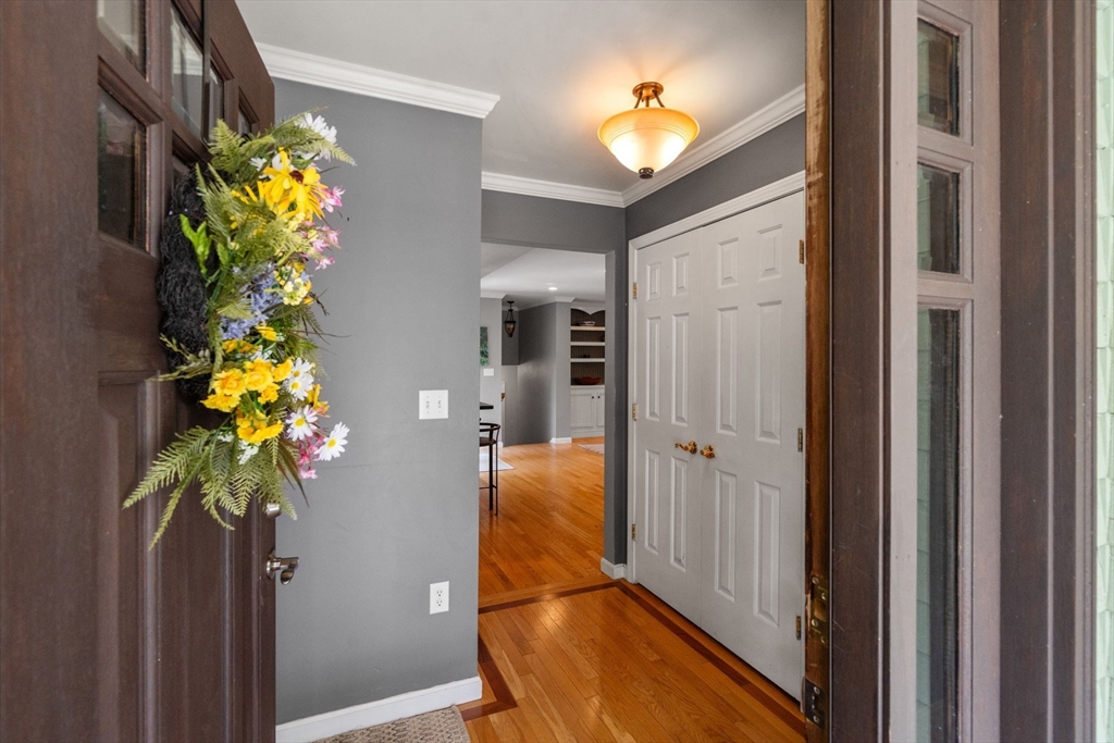 28 Beechwood Ave. Property Photo 2