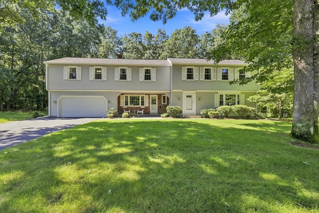 76 Mohawk Dr