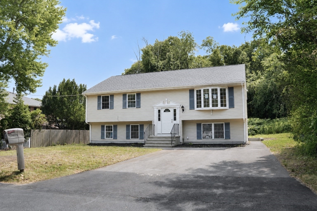 9 Alden Ave E Property Photo 30