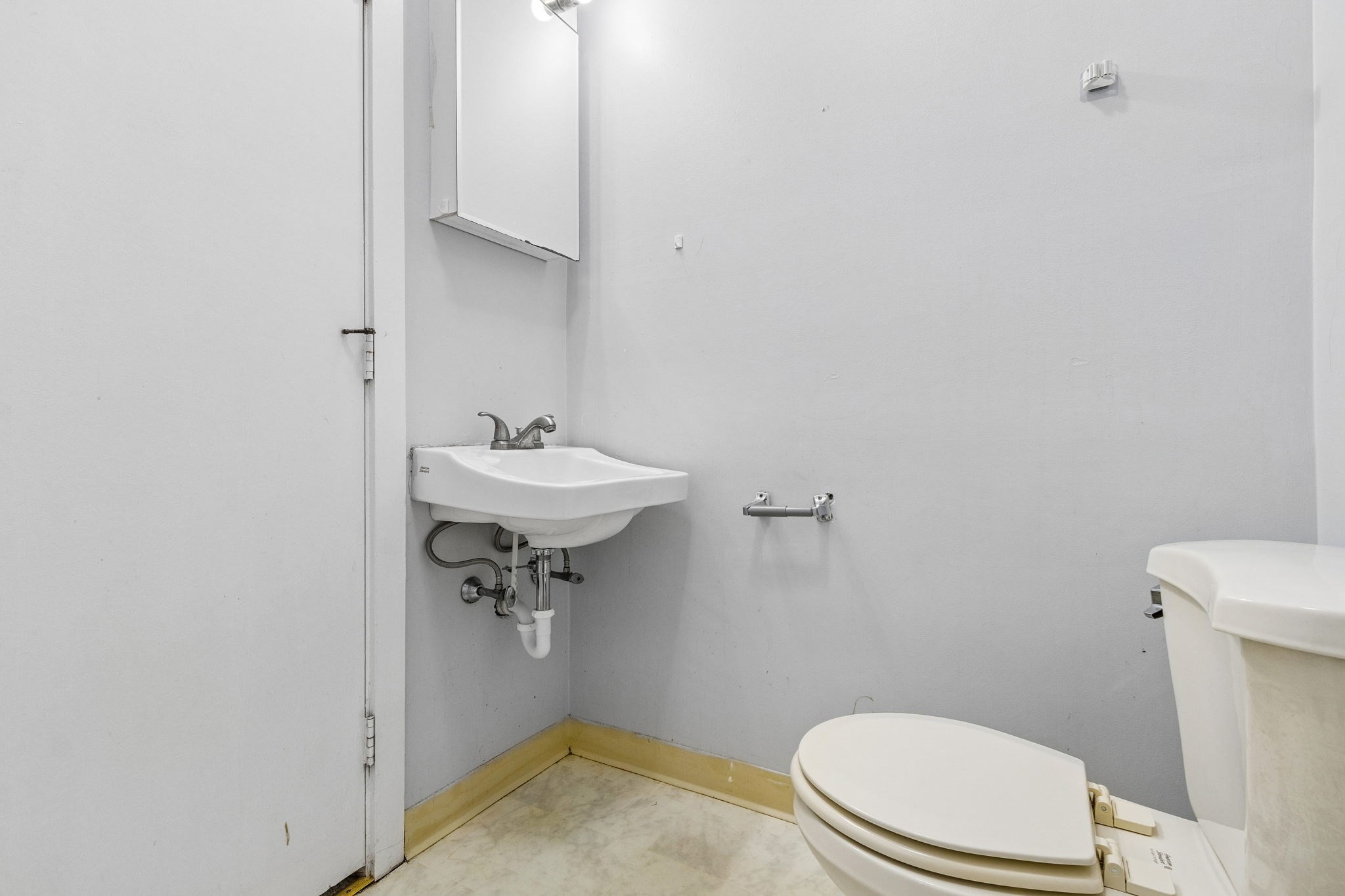 33 Brainerd Rd # 109 Property Photo 10