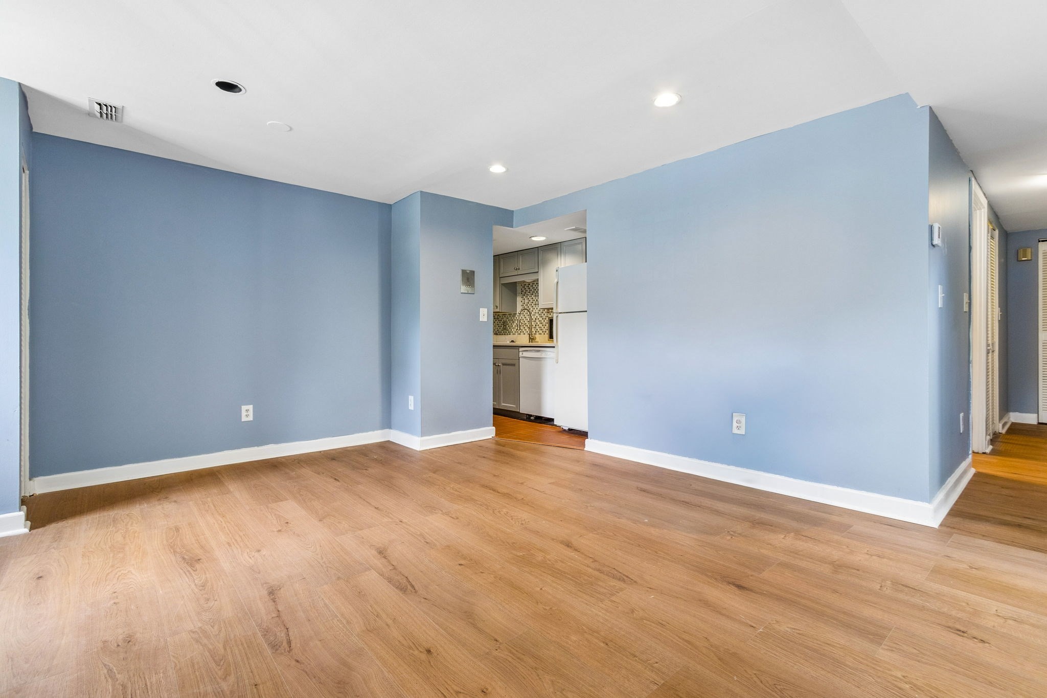 33 Brainerd Rd # 109 Property Photo 15