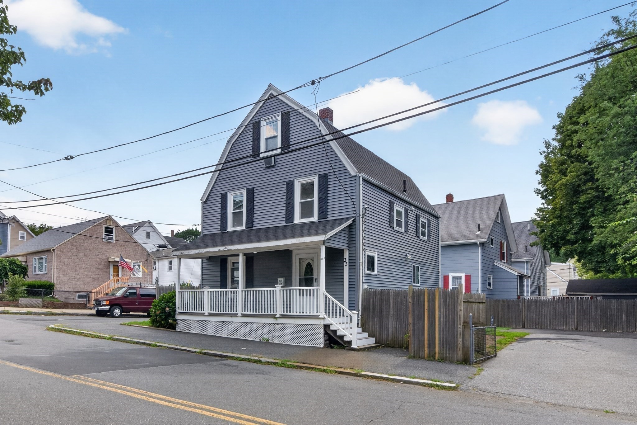 33 Pierpont St Property Photo 2