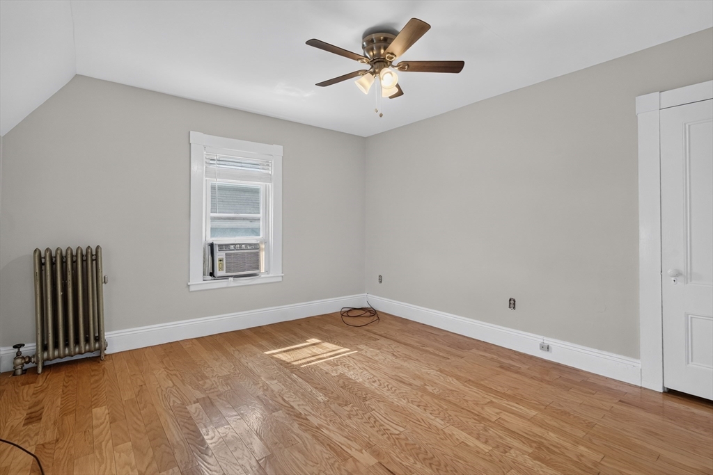 33 Pierpont St Property Photo 13
