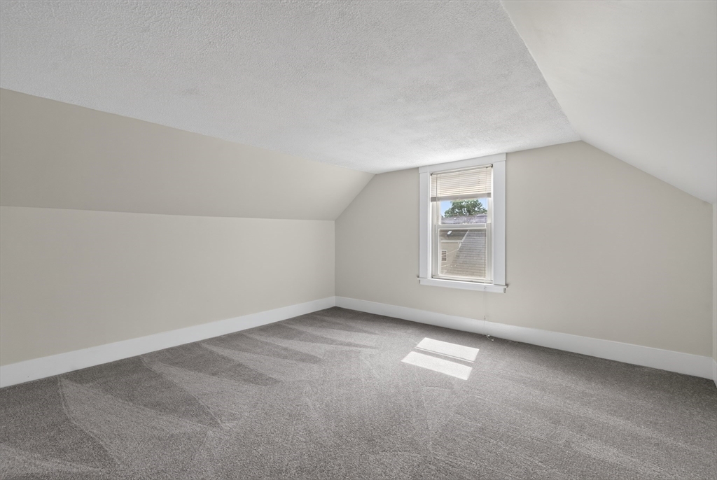 33 Pierpont St Property Photo 26