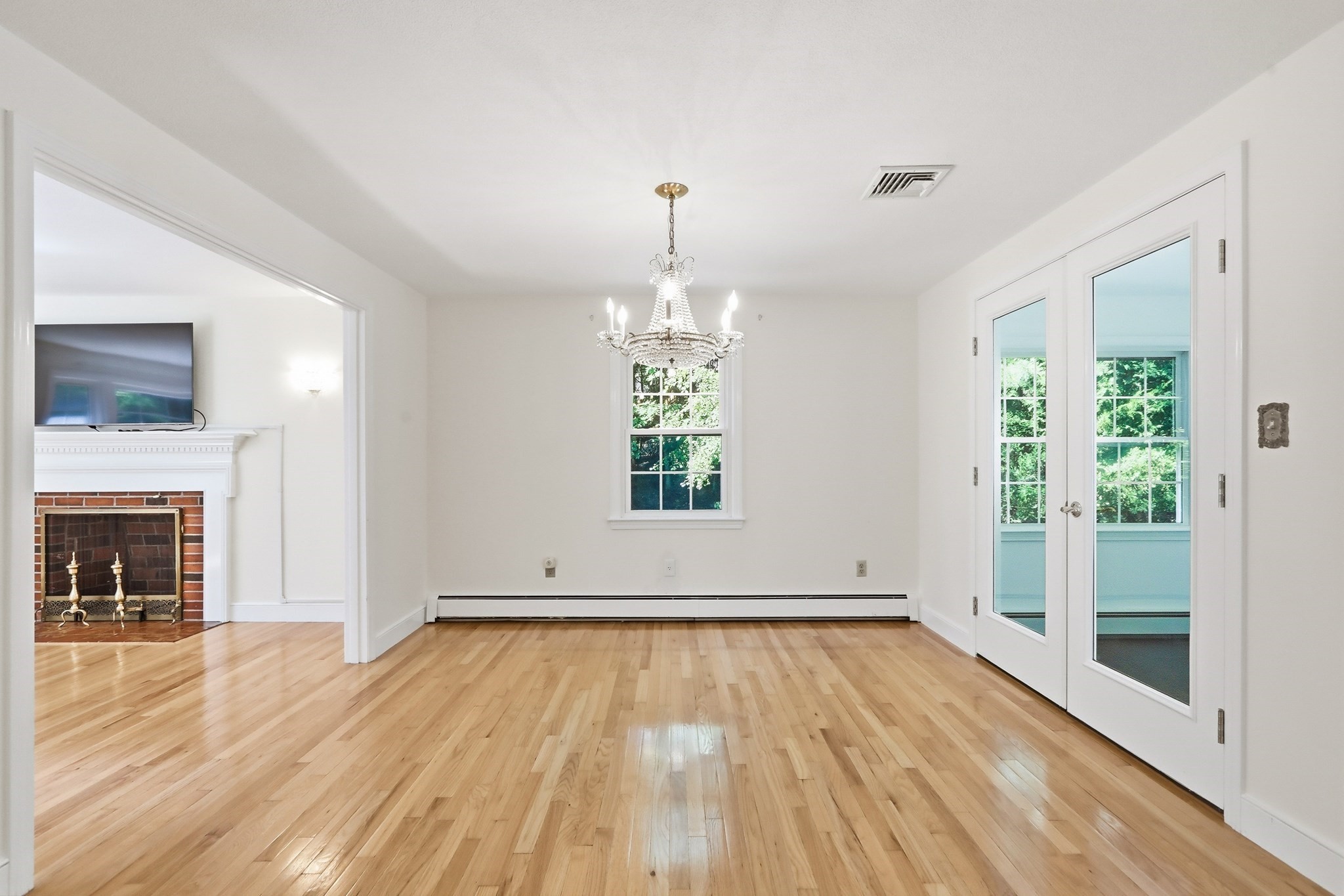 110 Thornberry Road Property Photo 4