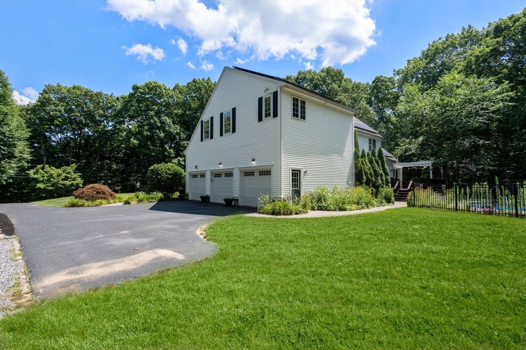 66 Glenview St Property Photo 40