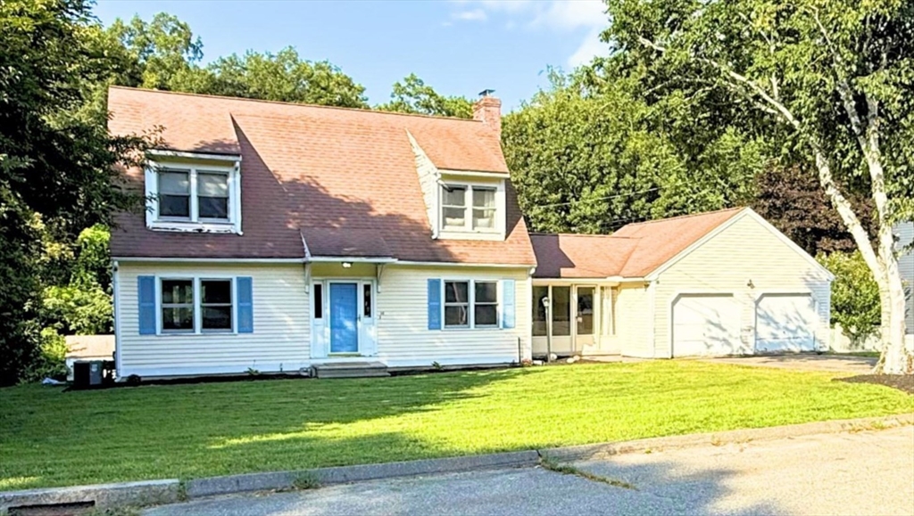 14 Indian Ridge Dr