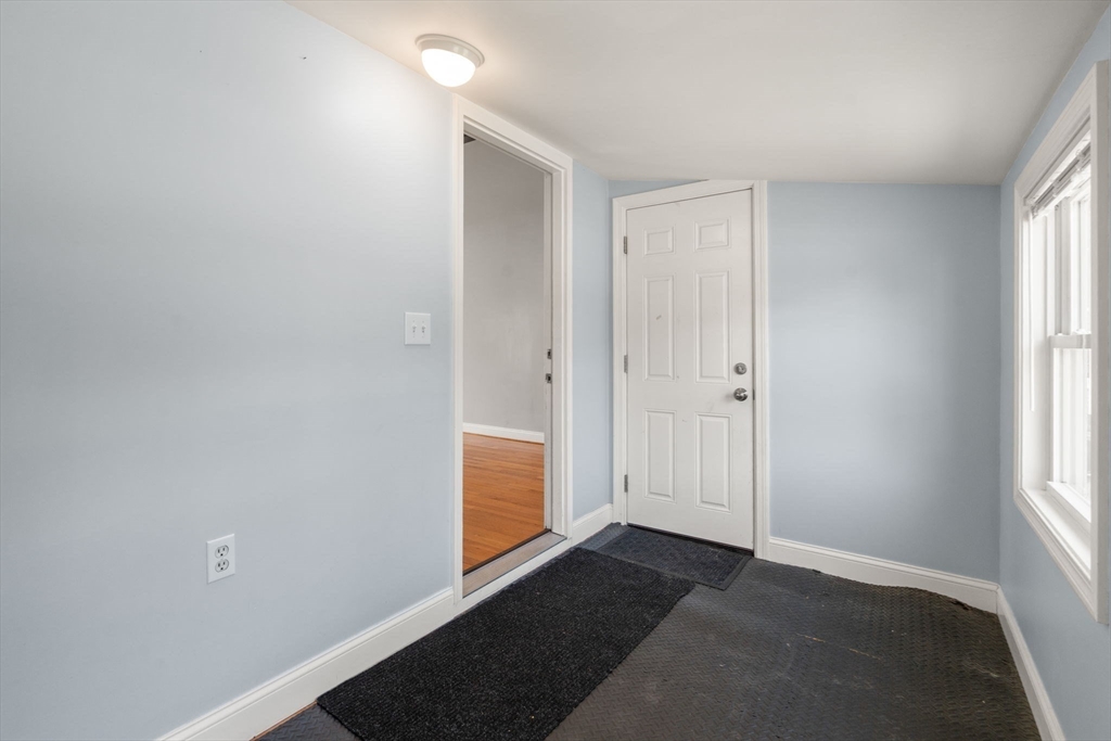 36 Russell St Property Photo 25