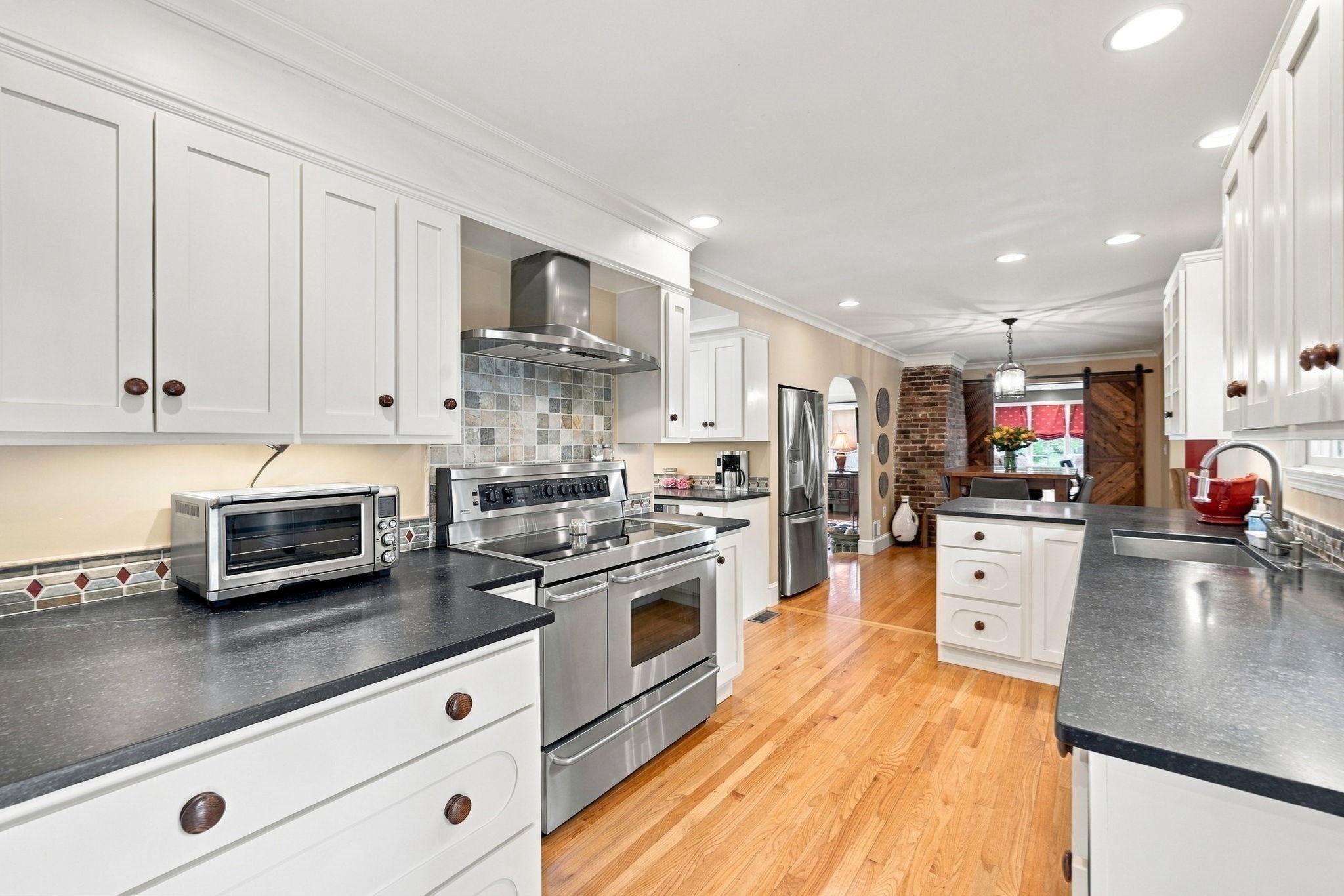 62 Walnut Road Property Photo 3
