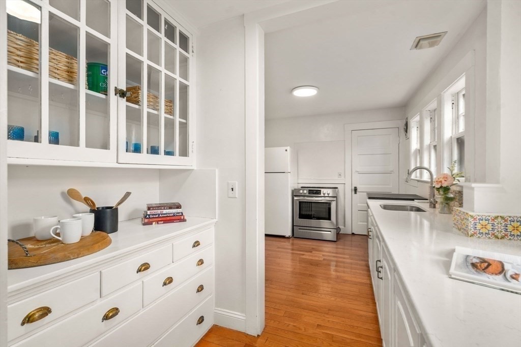 12 Leighton # 2 Property Photo 11