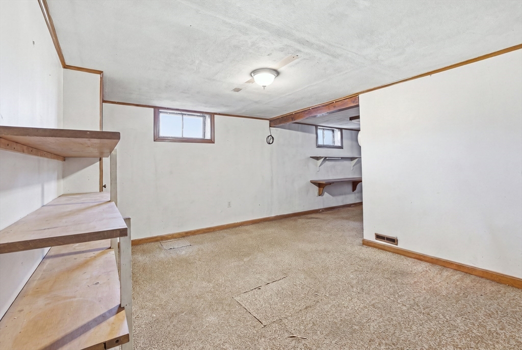 3 Lynn Ave Property Photo 36