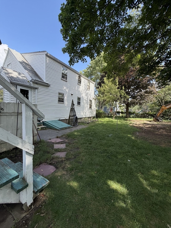 3 Lynn Ave Property Photo 41