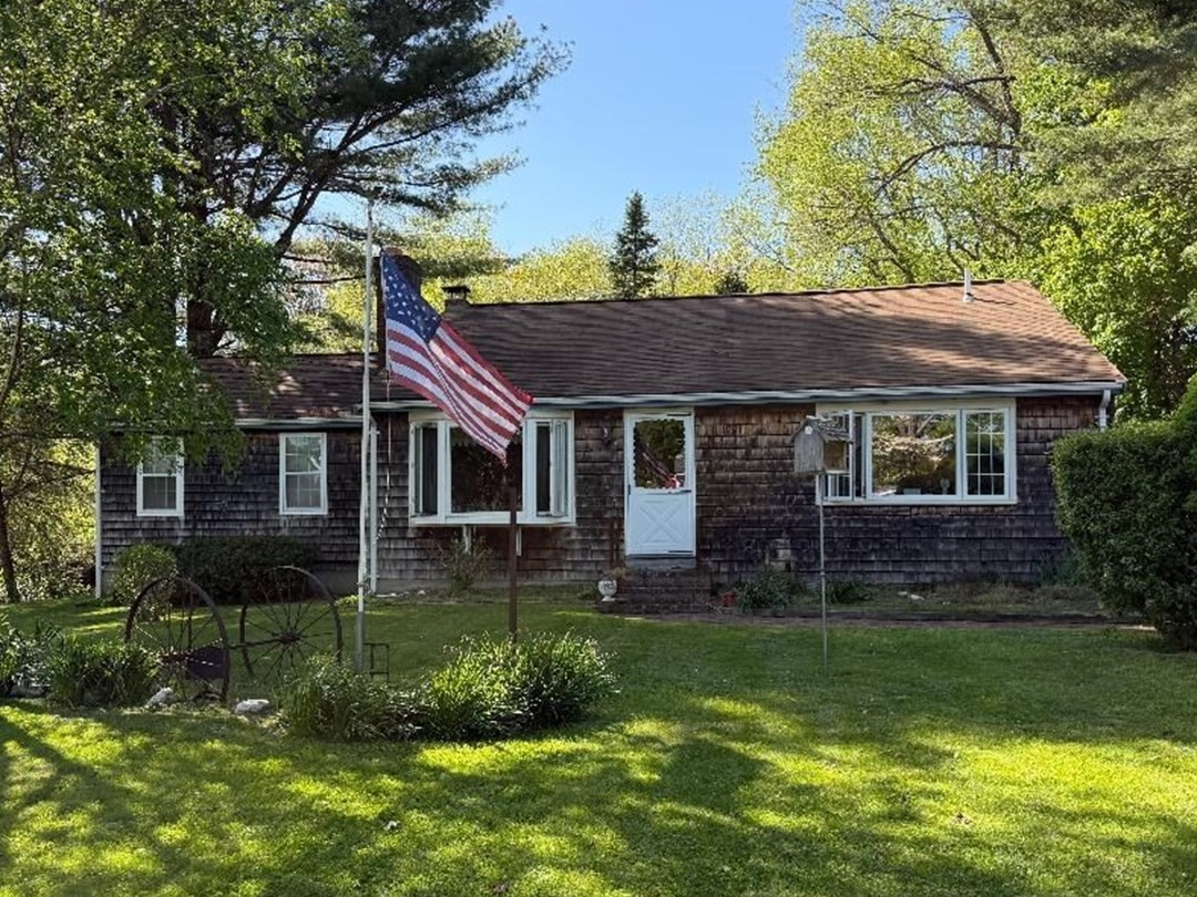 1721 South Street Property Photo 1