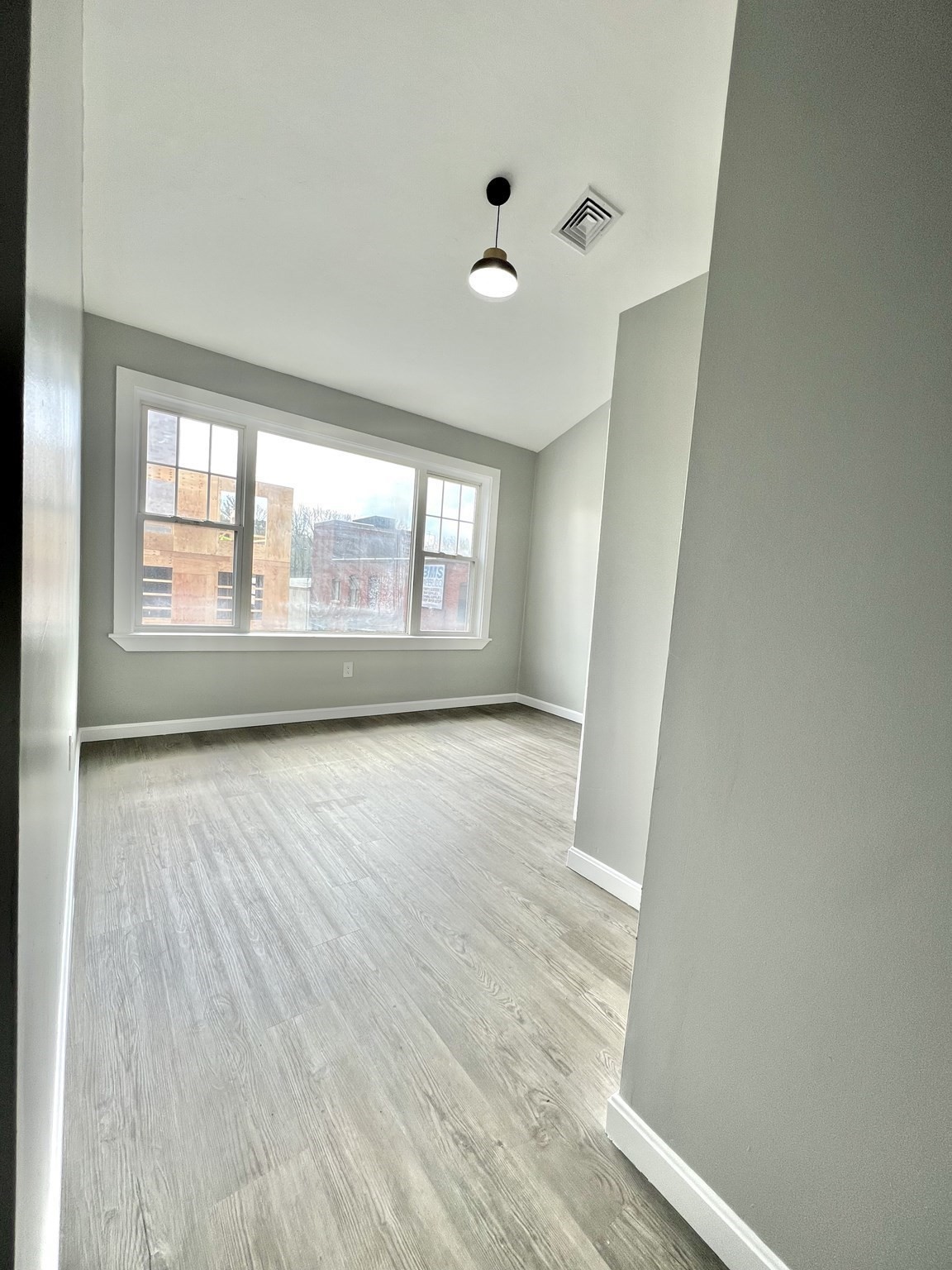 3381 Washington St # 3 Property Photo 11