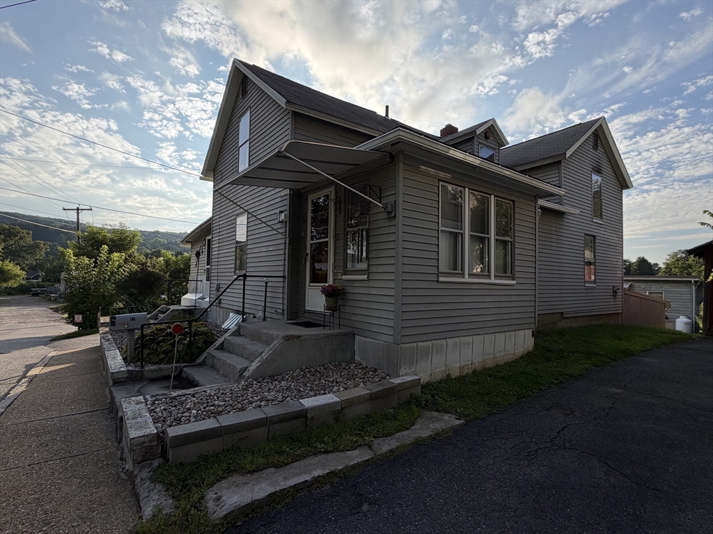27 Dublin St Property Photo 1