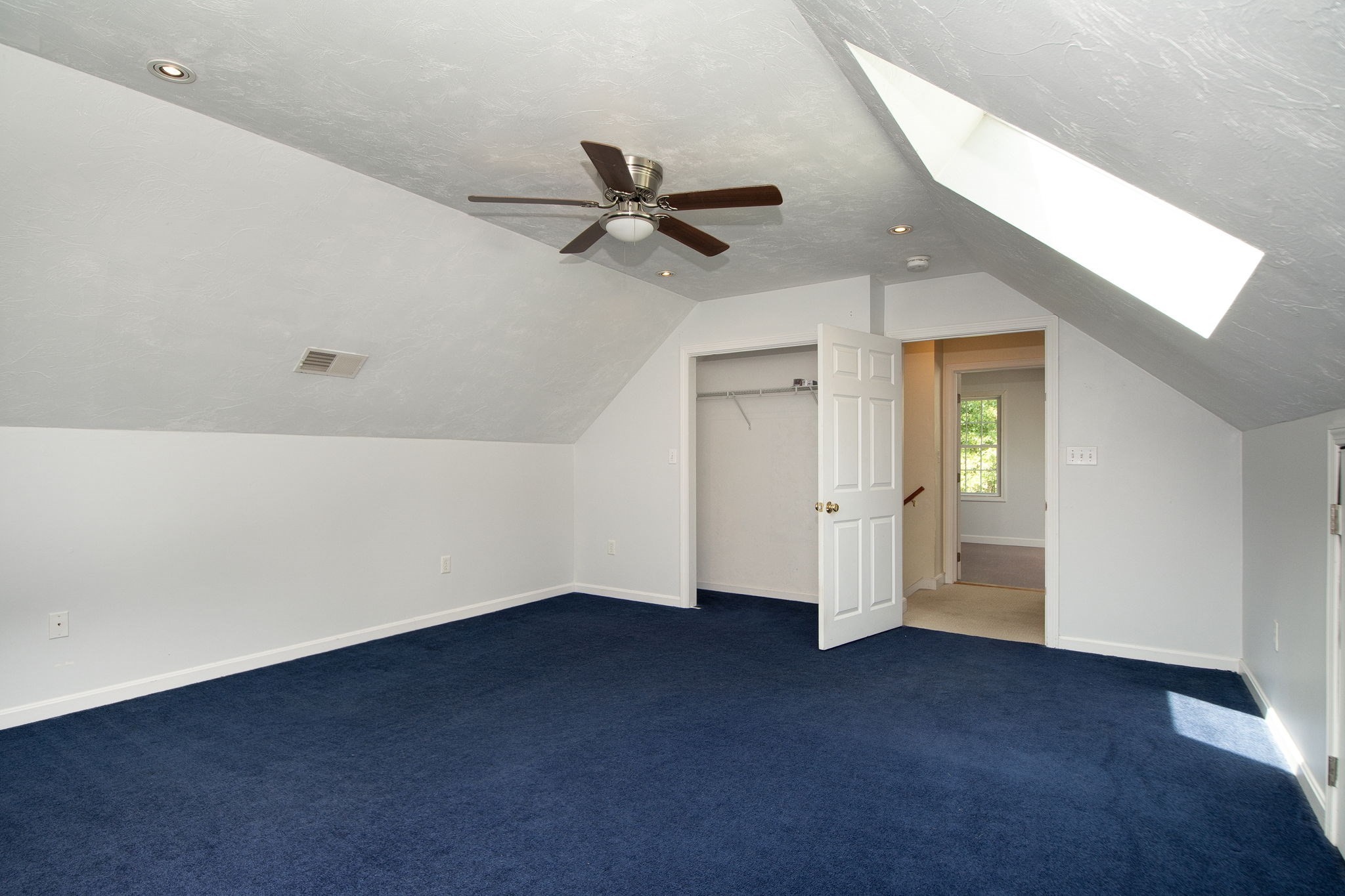 15 Hillside Lane Property Photo 30