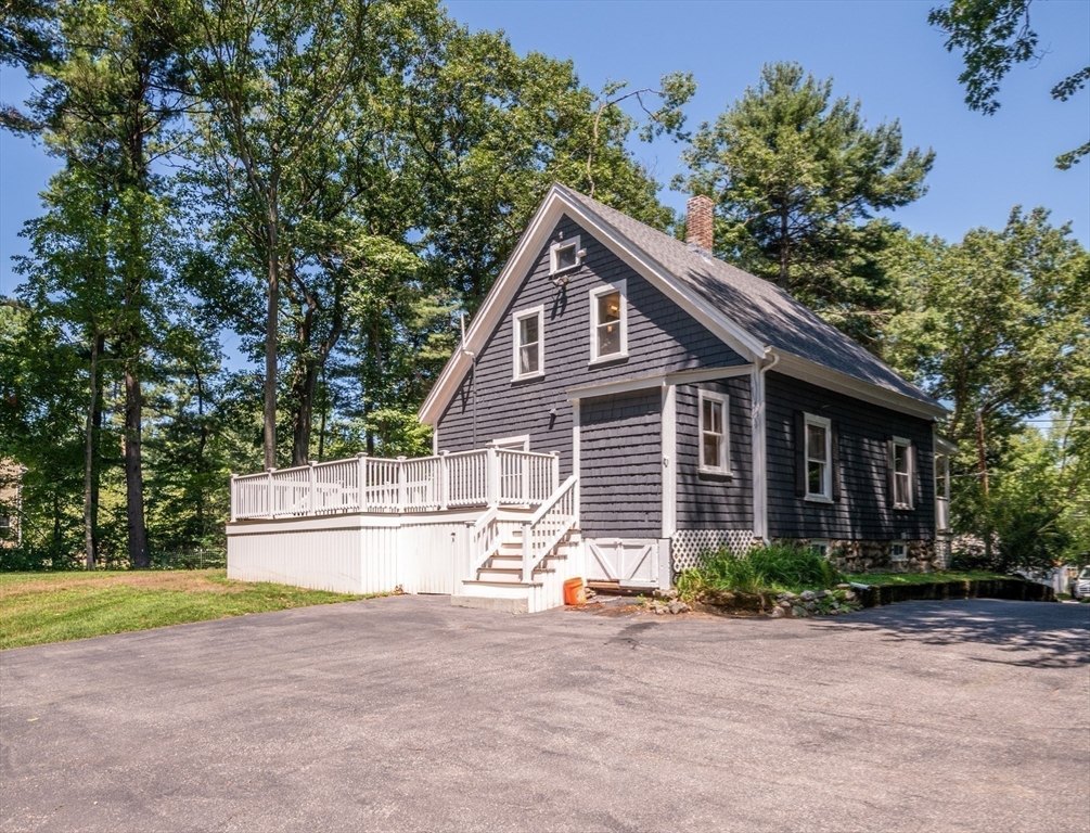 34 Lowell Road Property Photo 4