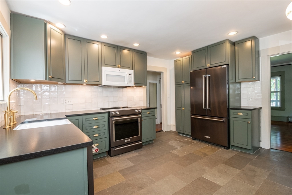 34 Lowell Road Property Photo 17