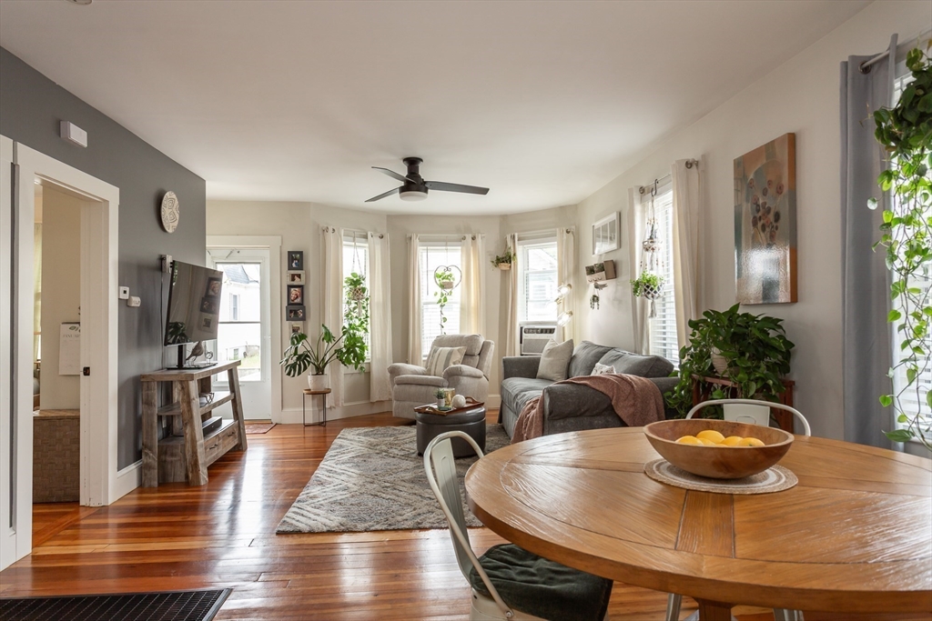 44 Slocum St Property Photo 5